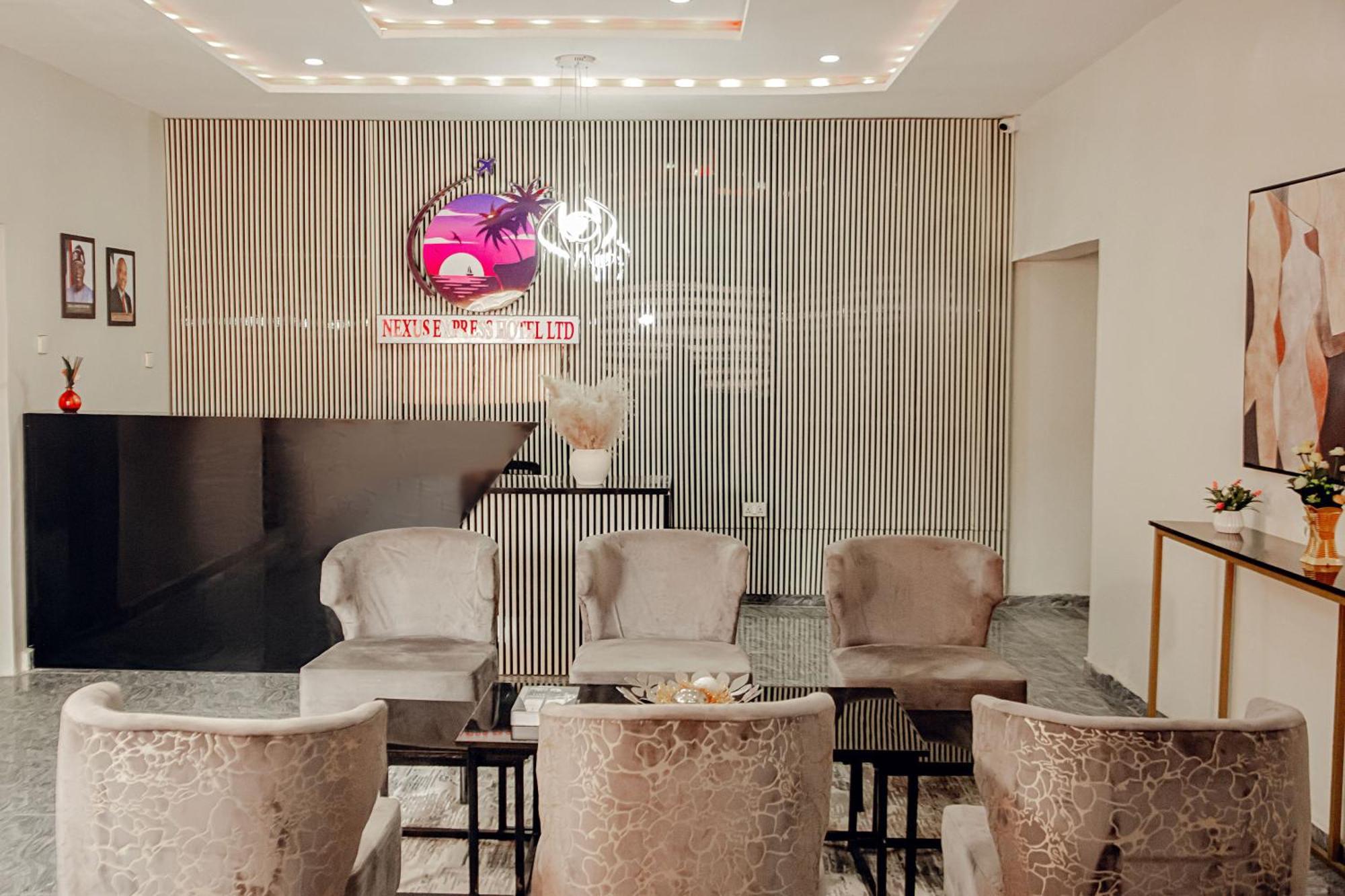Nexus Xpress Hotel Abuja Ngoại thất bức ảnh